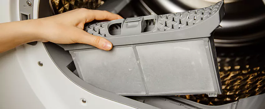 Signs Of A Clogged Dryer Lint Trap in Ripon, California